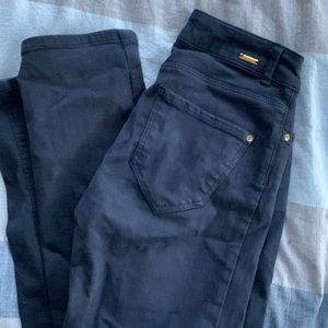Nwot Zara blue denim pants. Size 24/ 02. Worn 1 time. Too small.